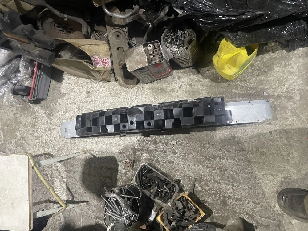 усилитель переднего бампера astra h GTC 3d