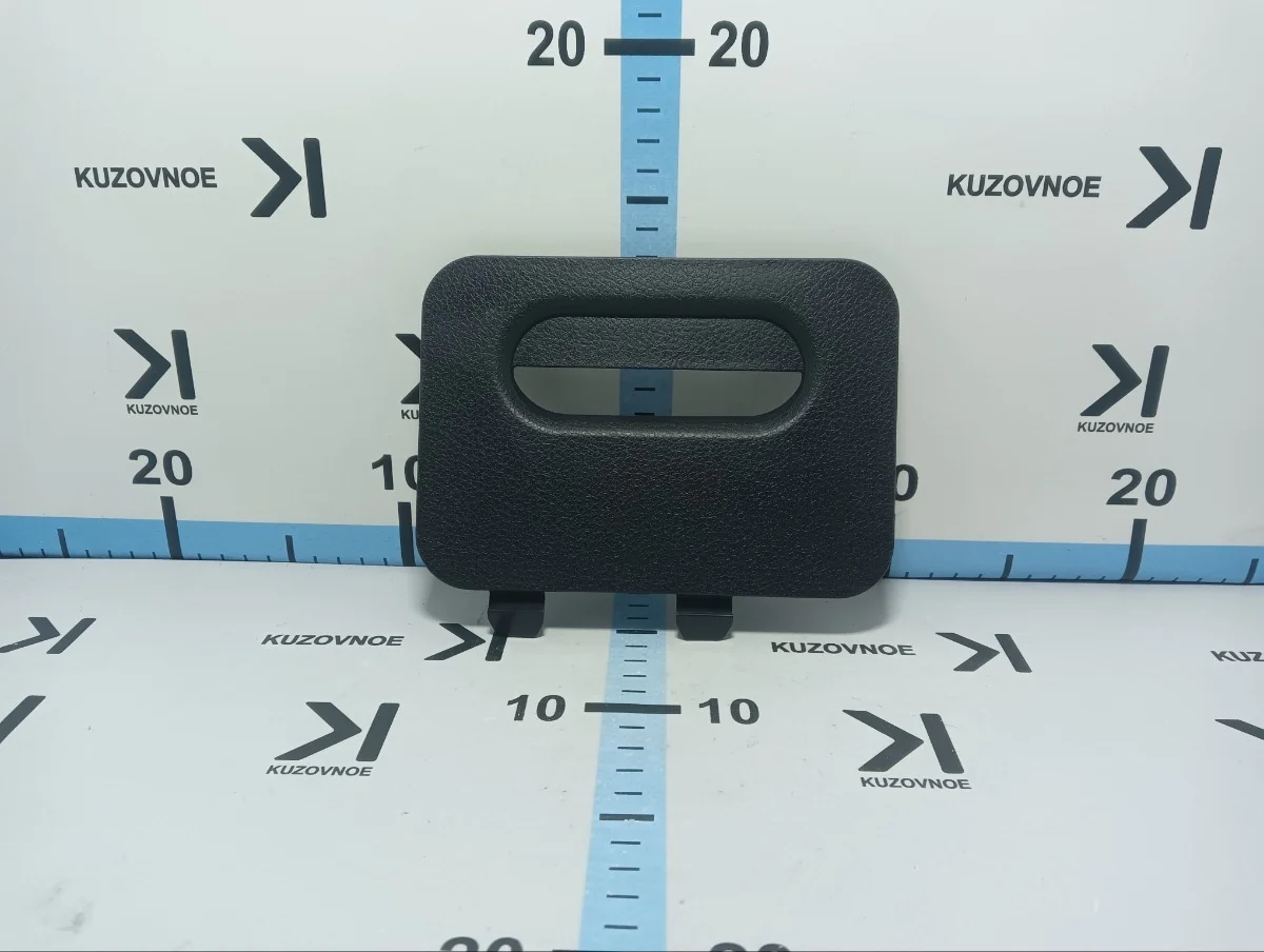 Обшивка багажника Nissan Terrano 2017 D10