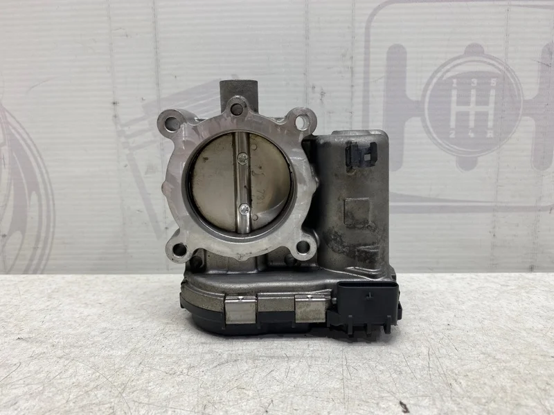 Дроссельная заслонка Mercedes-benz 2013 W212