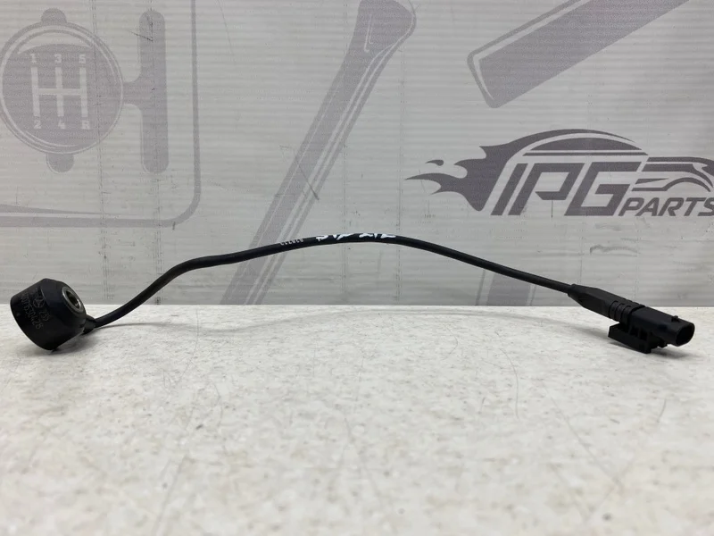 Датчик детонации Mercedes-benz 2013 W212