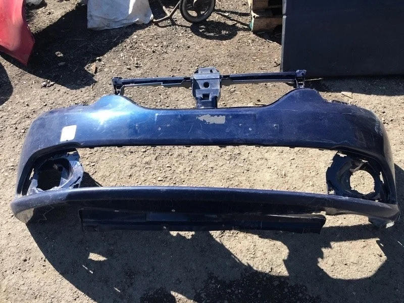 Бампер Renault Logan 2 2014 620228143R, передний