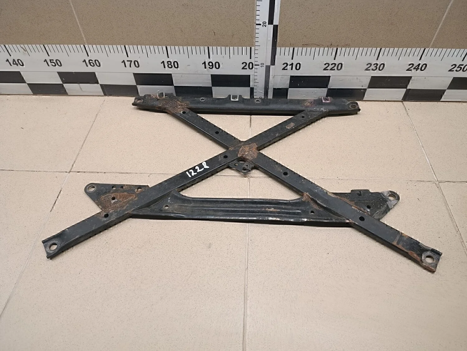 Балка подмоторная A4 [B8] 2007-2015