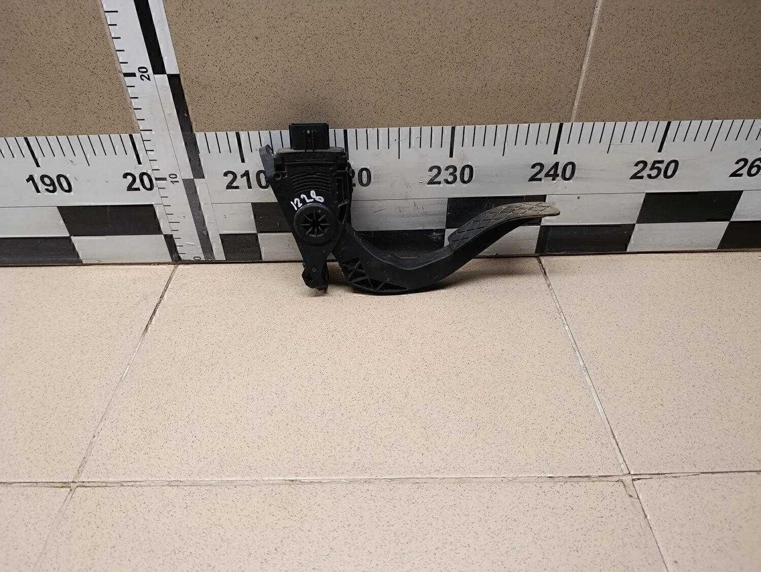 Педаль газа A6 [C6,4F] 2005-2011