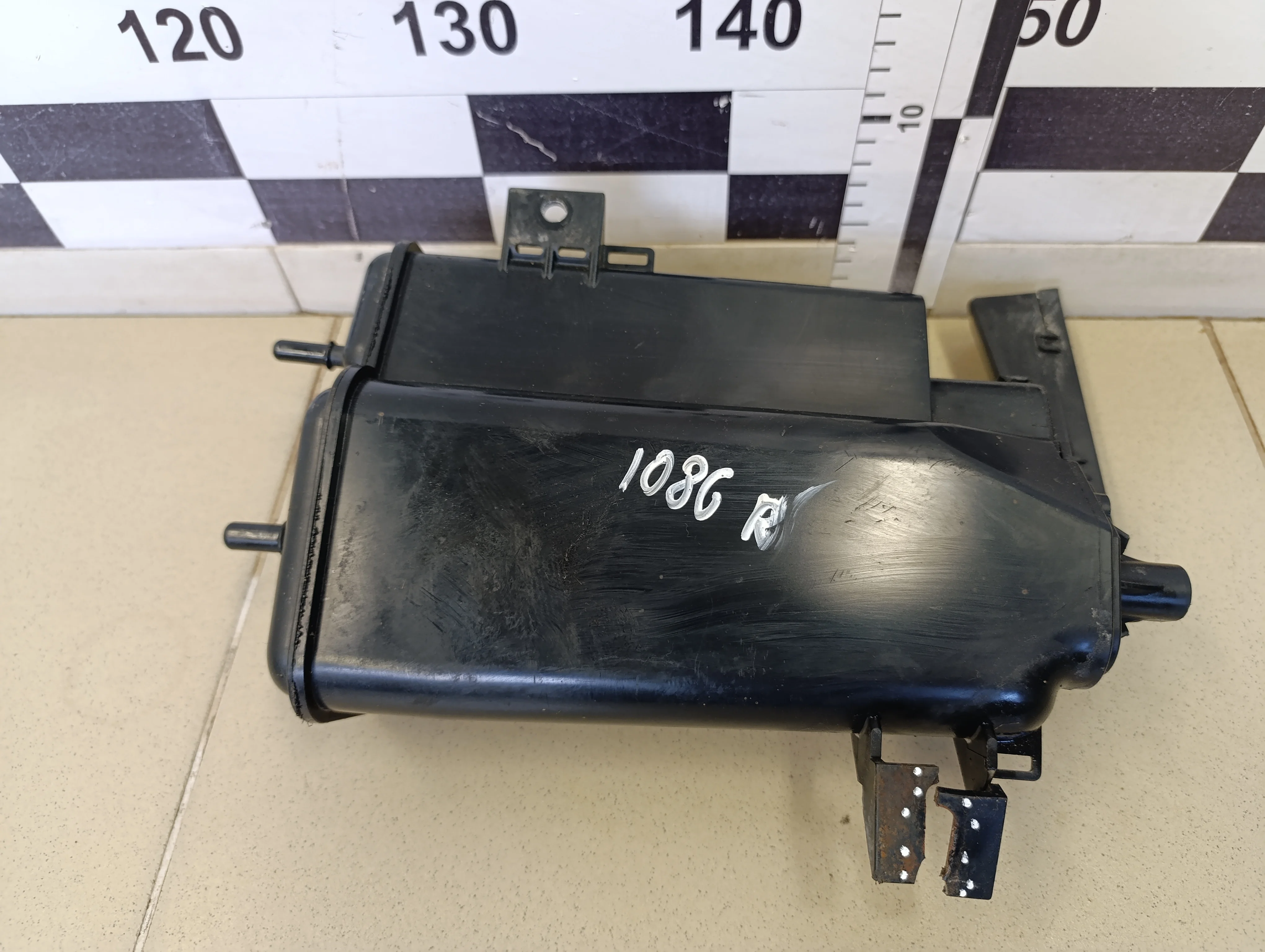 Абсорбер (фильтр угольный)  Corsa D 2006-2015