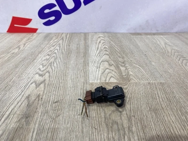 Датчик абсолютного давления Mitsubishi Pajero 2009