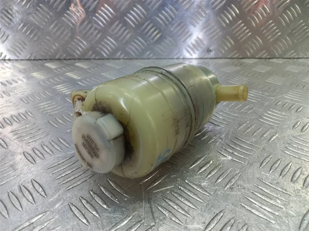 Бачок гидроусилителя MITSUBISHI L200 IV (2006—201