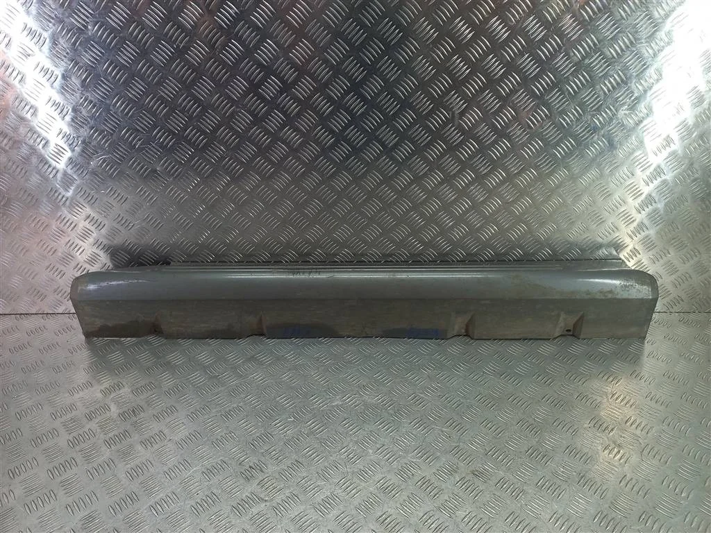 Накладка порога правая SUZUKI JIMNY III рестайлин