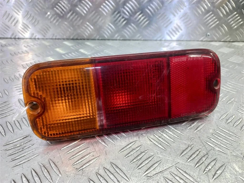 Фонарь задний правый (Фара) SUZUKI JIMNY III рест