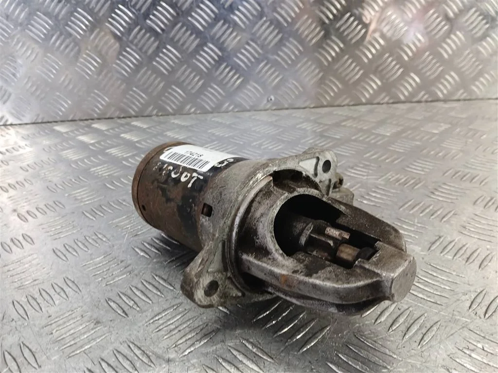 Стартер MITSUBISHI COLT Z30 (2002—2012)