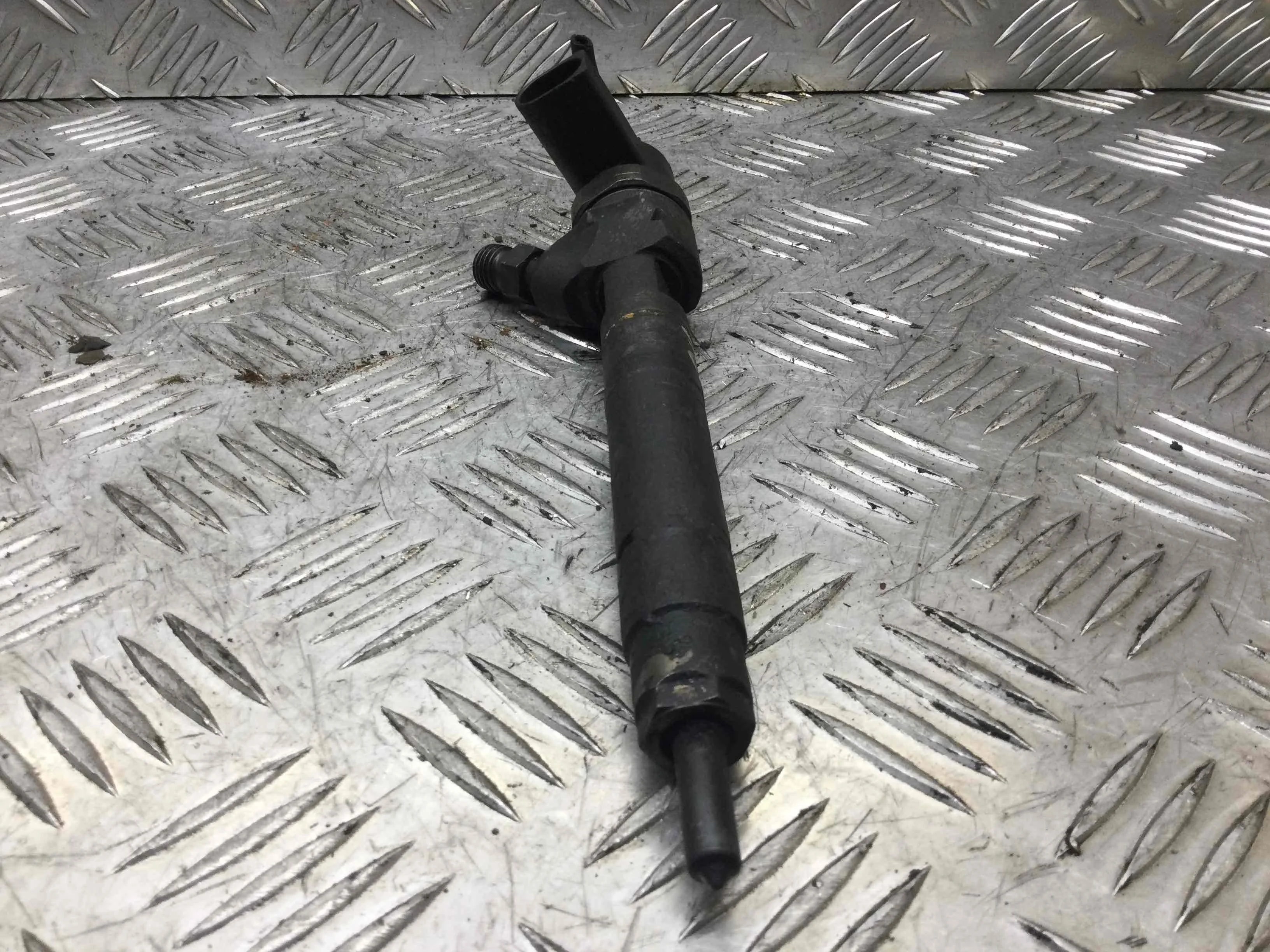 Форсунка Mercedes Sprinter Sprinter I (w901,w902,w903,w904) 1995 - 2006 дизель 2.2 CDI Механика Микроавтобус