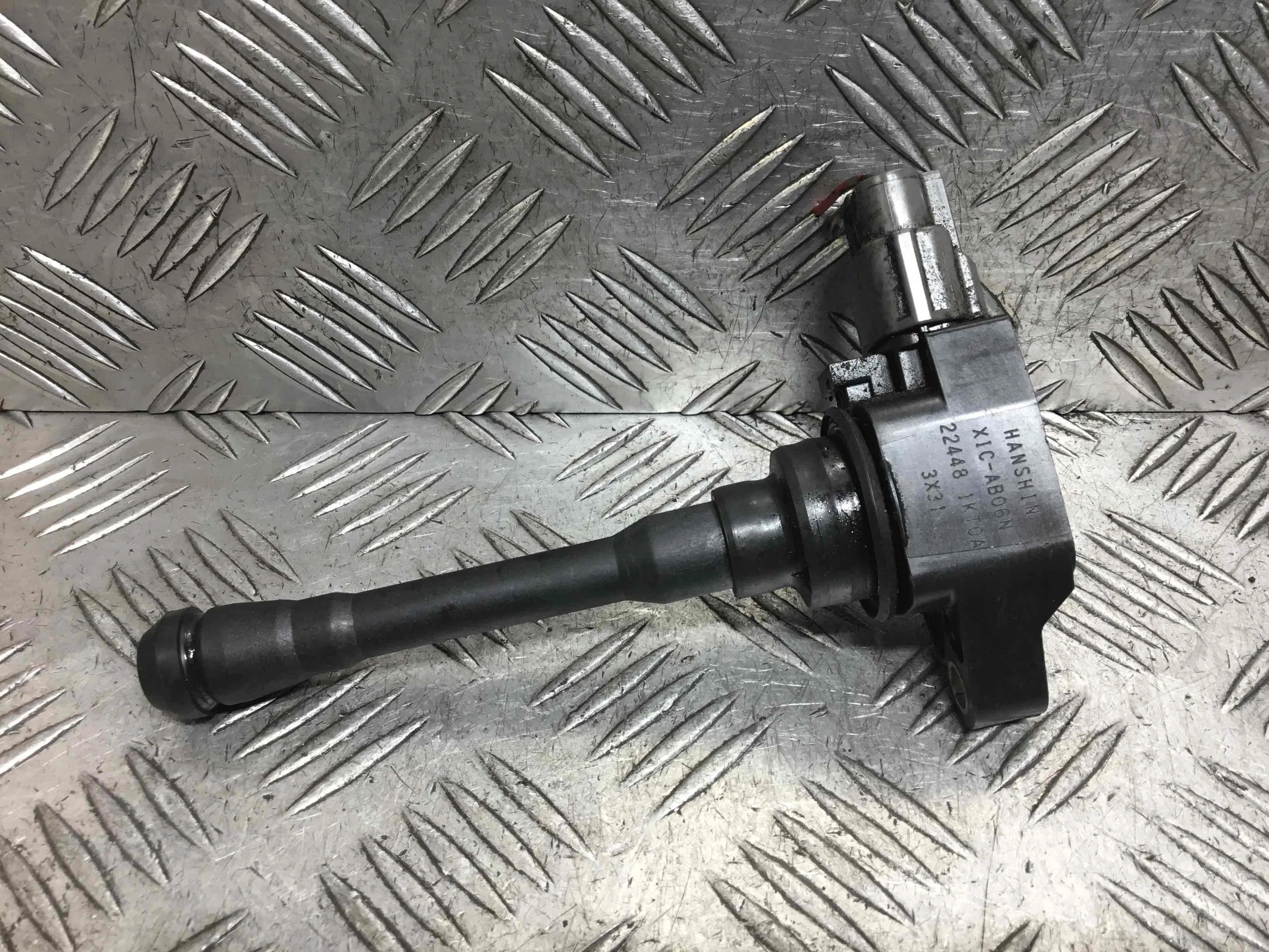 Катушка зажигания Nissan Juke 1 поколение 2010 - 2014 бензин 1.6 i Механика Х/б