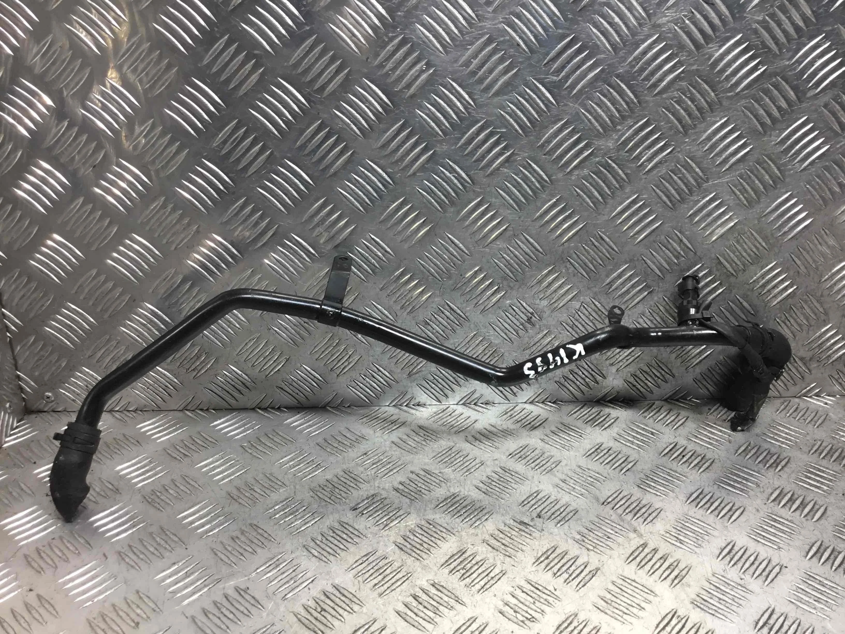 Трубка охлаждающей жидкости металлическая Audi A4 B8/8K (2007-2011) дизель 2.0 TDI Механика