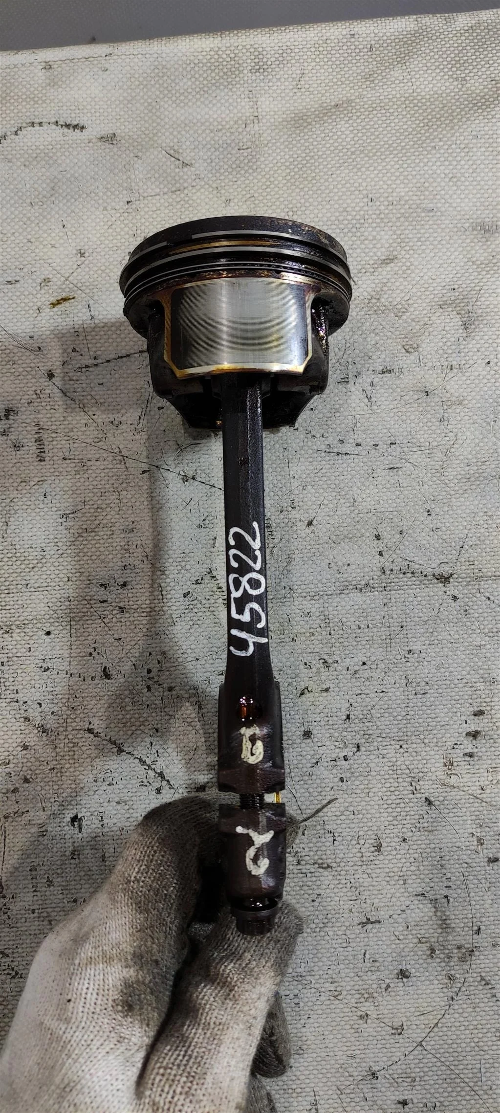 Шатун 03C107065AP  1.4 TSI Skoda