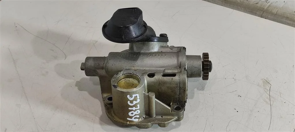 Насос масляный 06H115105AC  2.0 TSI Audi