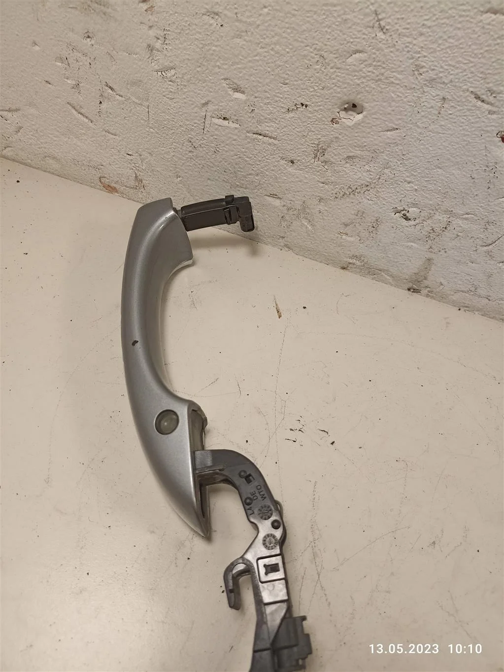 Ручка наружная передняя левая 4H0837205C    Audi