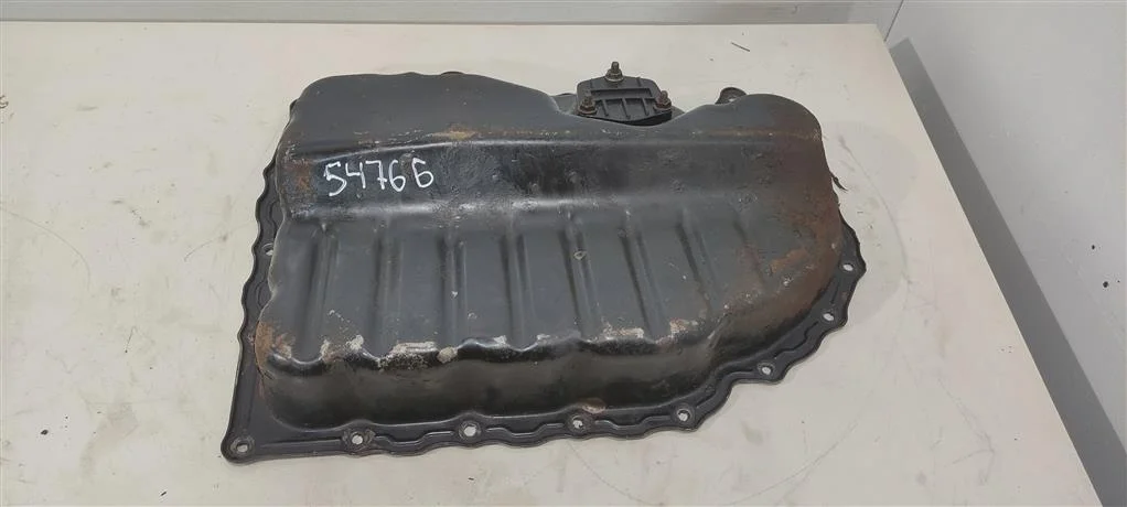 Поддон масляный двигателя 06J103600E  2.0 TSI Vol