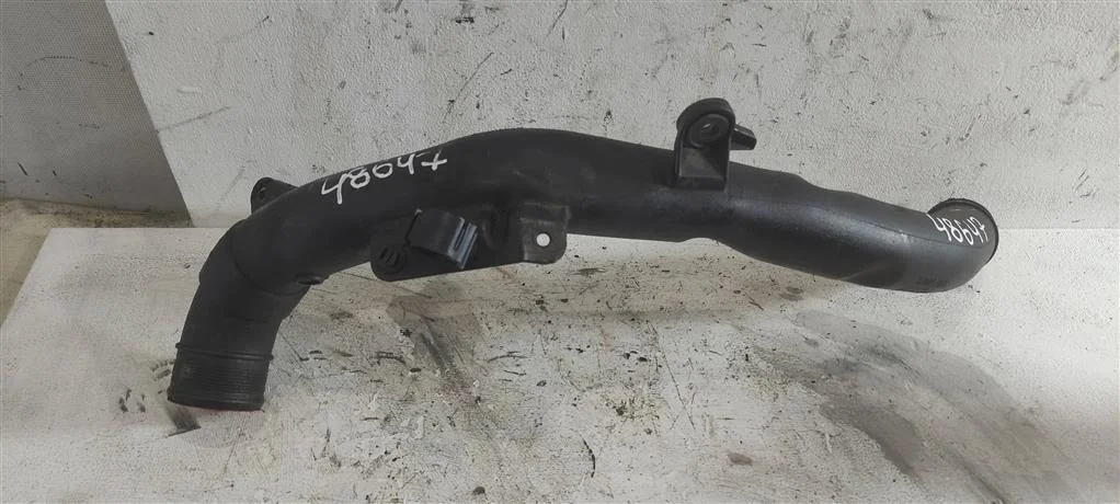 Патрубок интеркулера 5N0145840K  2.0 TDI Volkswag