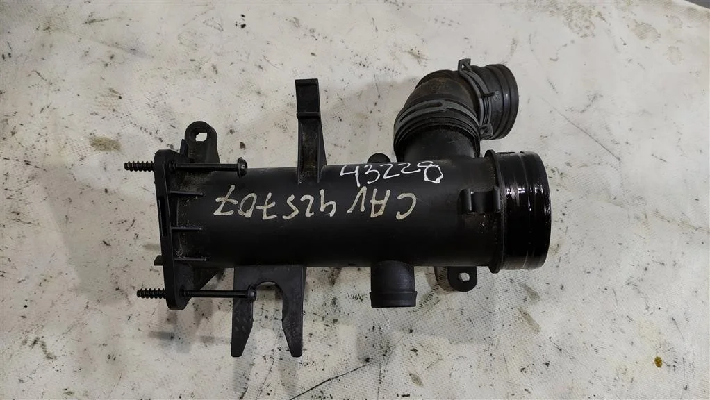 Патрубок (трубопровод, шланг) 03C129617G  1.4 TSI