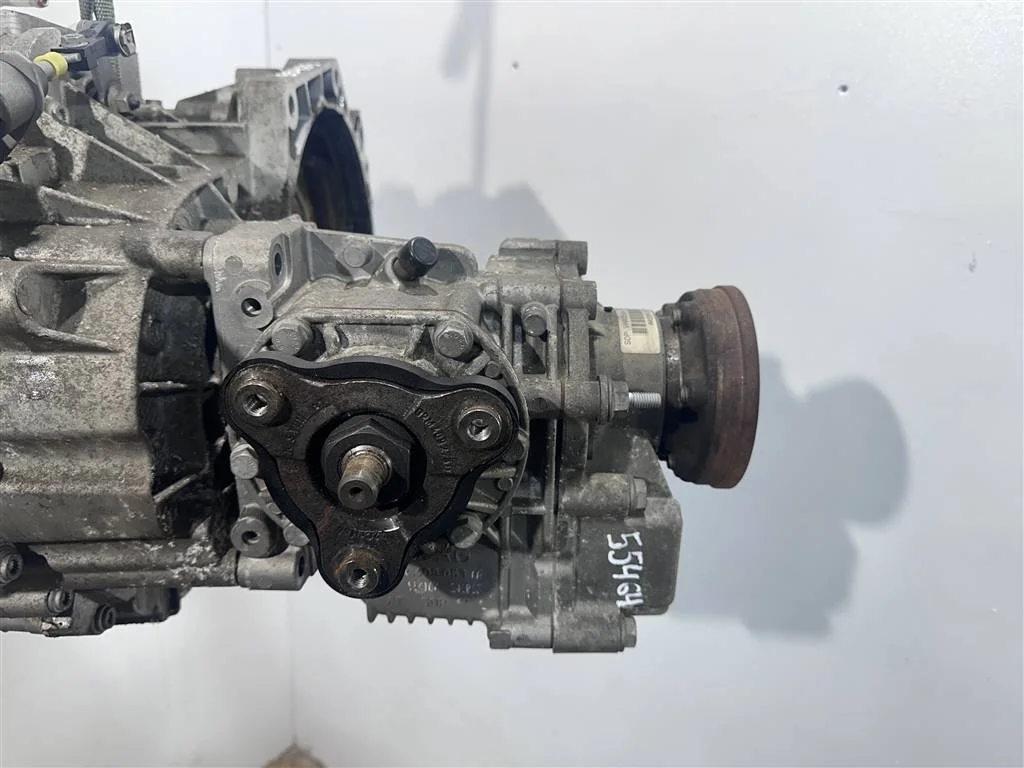 Раздаточная коробка 0AV409053AA  2.0 TDI Volkswag
