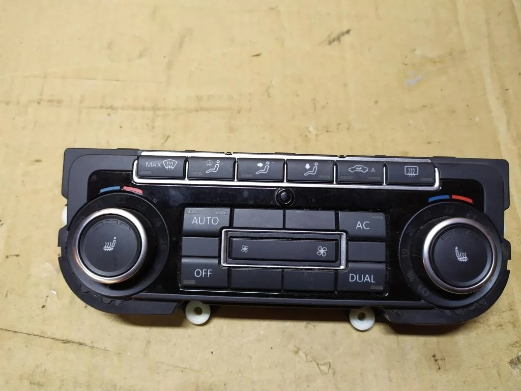 Блок управления печки/климат-контроля 5K0907044EA