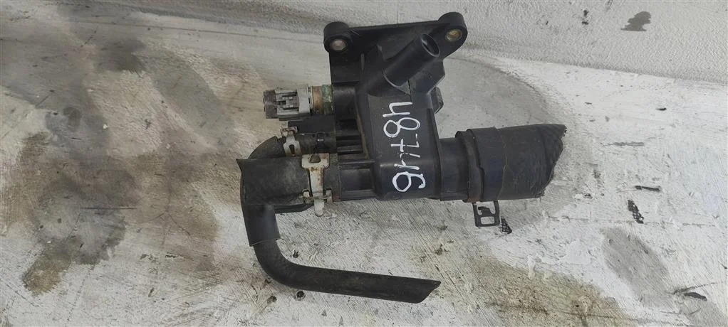 Фланец (тройник) системы охлаждения LF941517Z  2.