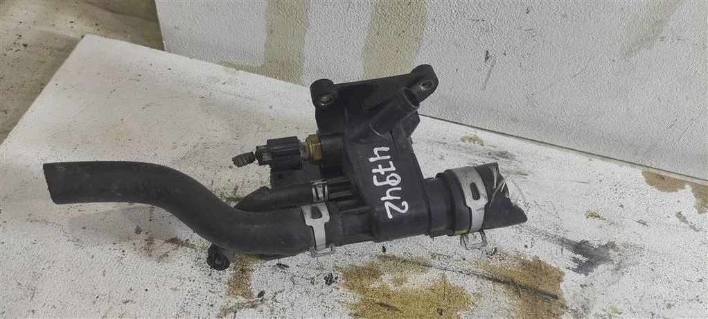 Фланец (тройник) системы охлаждения LF941517Z  2.