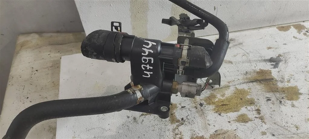 Фланец (тройник) системы охлаждения LF941517Z  2.