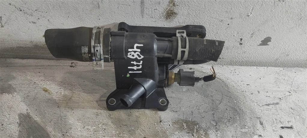 Фланец (тройник) системы охлаждения 6G9G8K556AA