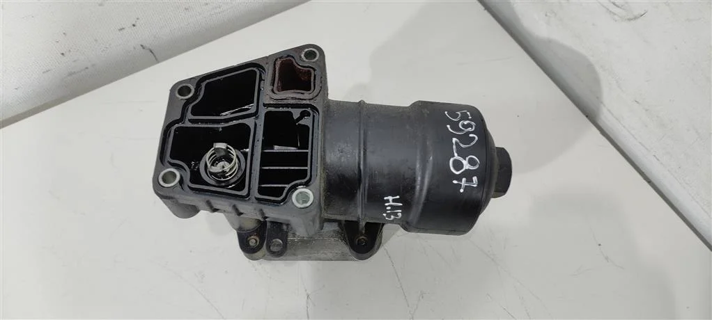 Корпус масляного фильтра 03L115389C  2.0 TDI Volk