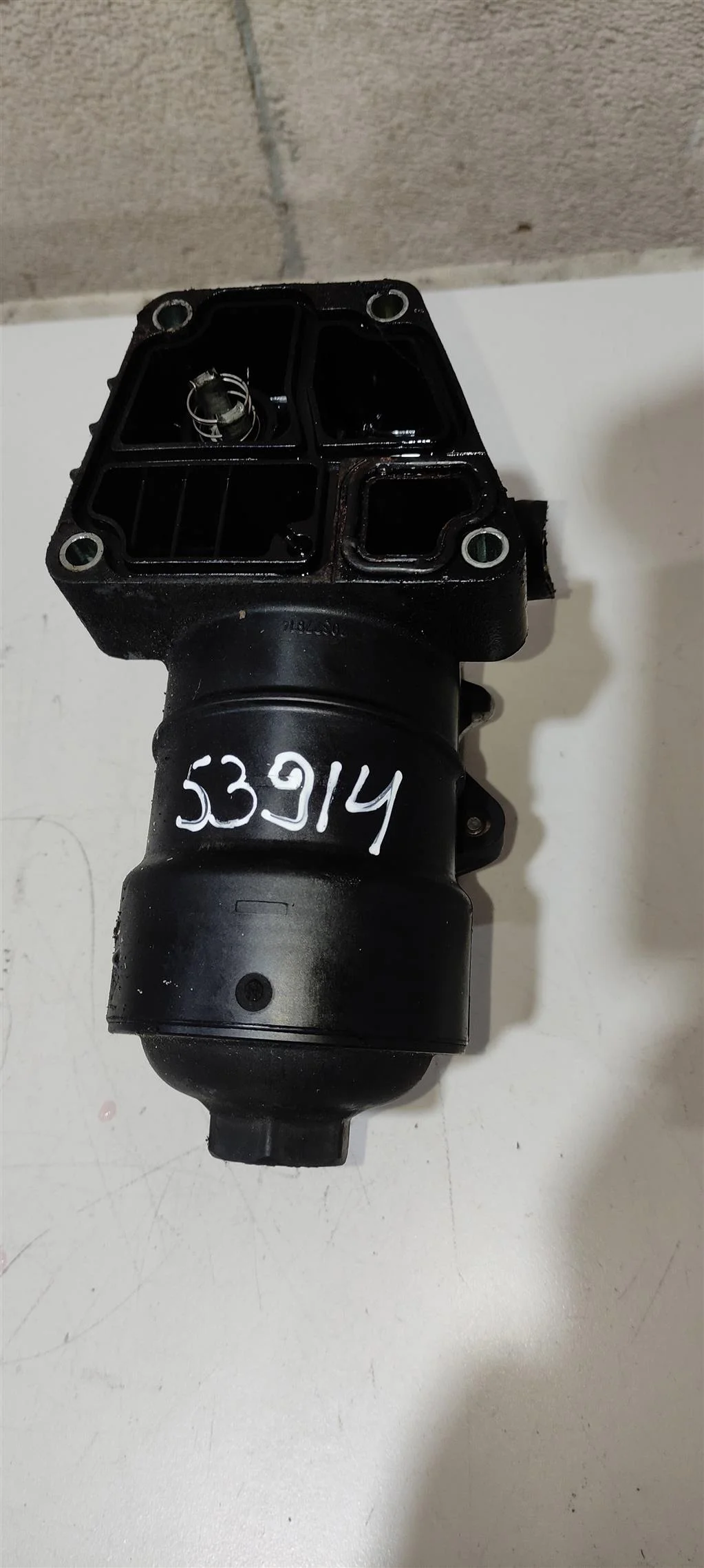 Корпус масляного фильтра 03L115389С  2.0 TDI Volk