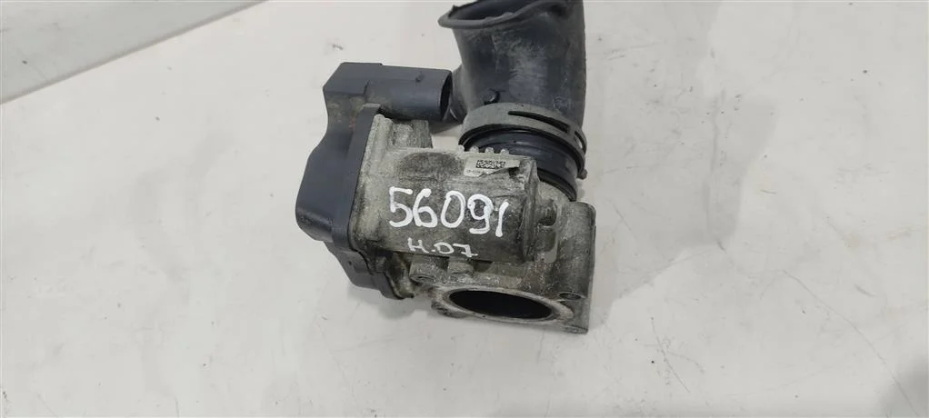 Заслонка дроссельная 03D133062E  1.2 Бензин Skoda