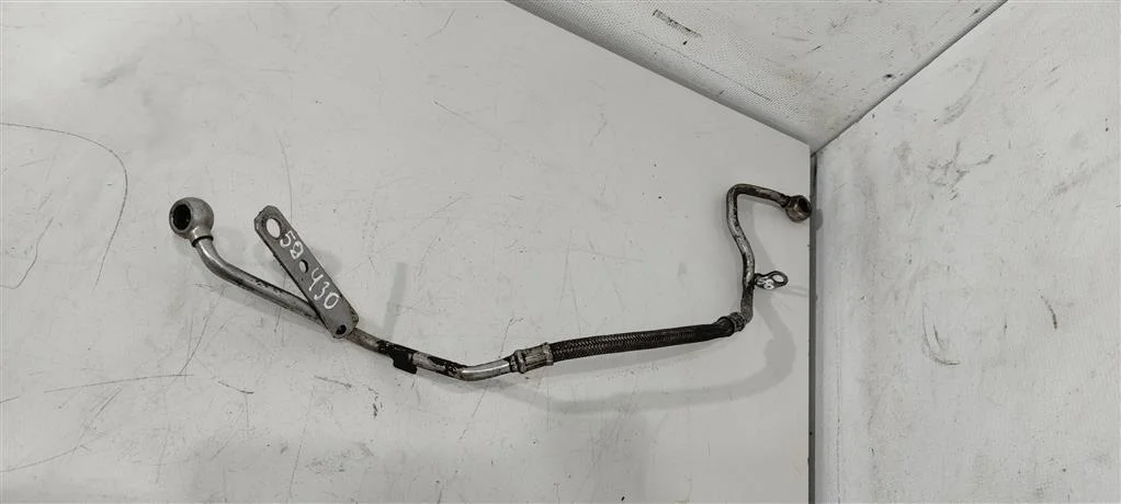 Масляная трубка турбины 06A145778Q  1.8 Турбо бен