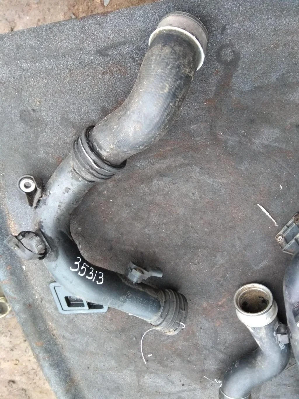 Патрубок (трубопровод, шланг) 1K0145770D  2.0 TDI