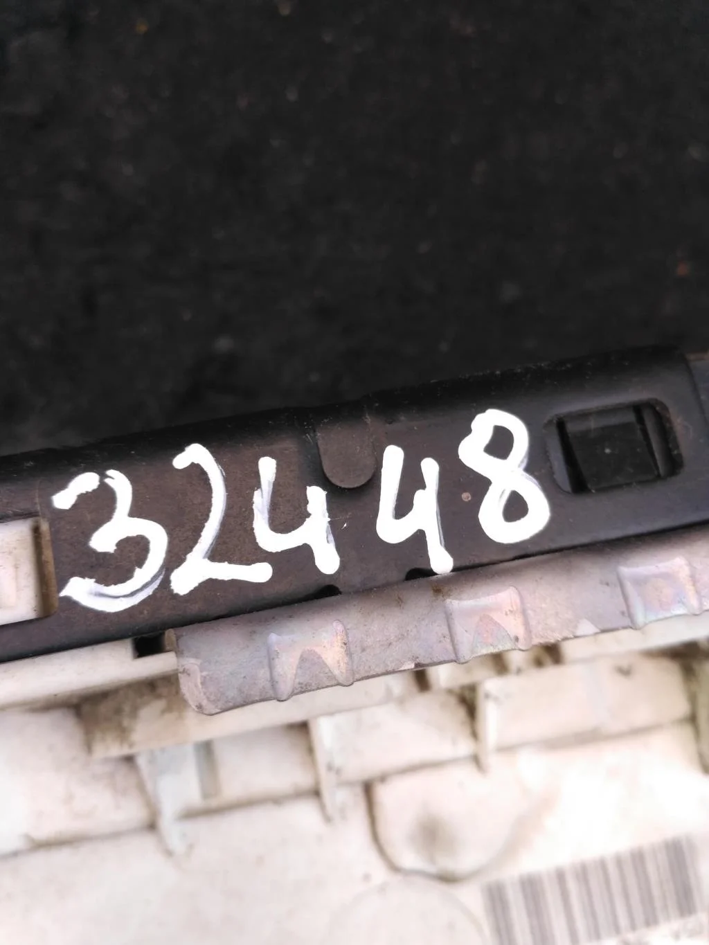 Замок двери задней левой 5N0839015G 1.8 Турбо бе