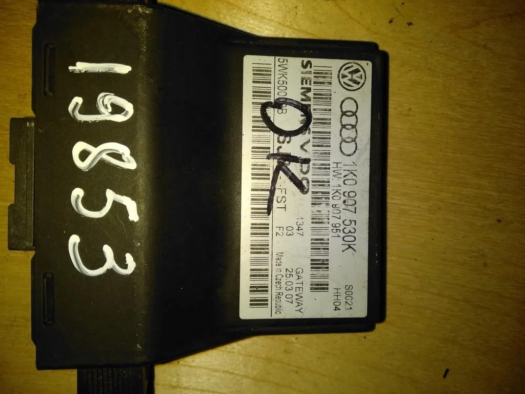 Диагностический интерфейс шин данных 1K0907530K