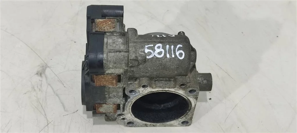 Заслонка дроссельная 03C133062A  1.6 FSI Volkswag