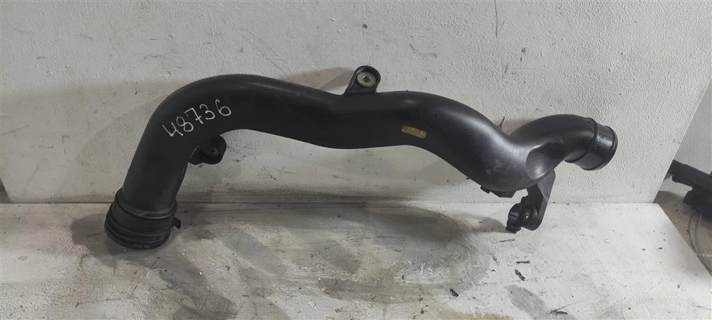 Патрубок интеркулера 1K0145762BL  1.4 TSI Volkswa