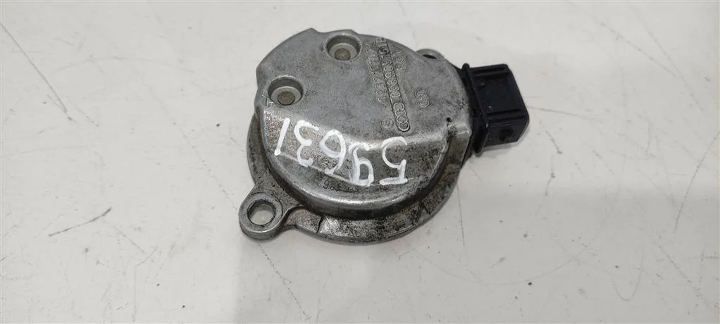 Датчик распредвала 058905161B  1.8 Турбо бензин A