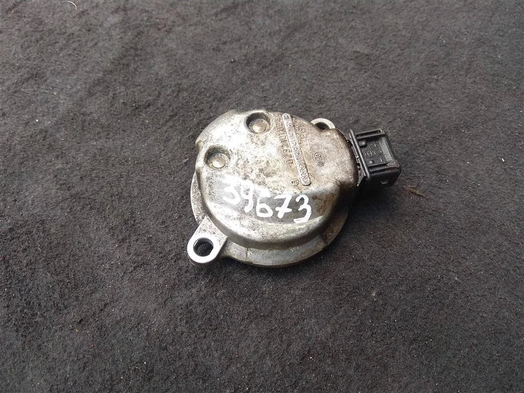 Датчик распредвала 058905161B  1.8 Турбо бензин A