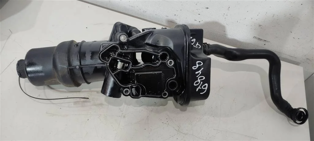 Корпус масляного фильтра 06D115397K  2.0 Бензин V