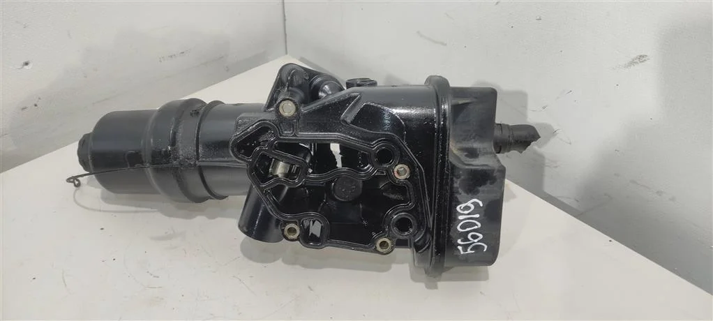 Корпус масляного фильтра 06D115397G  2.0 Бензин V