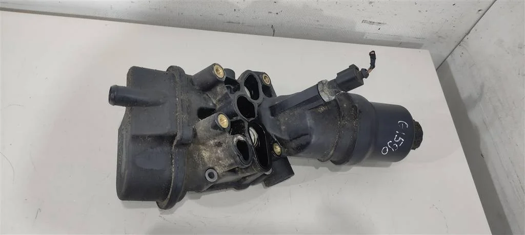 Корпус масляного фильтра 06D115397J  2.0 Бензин V