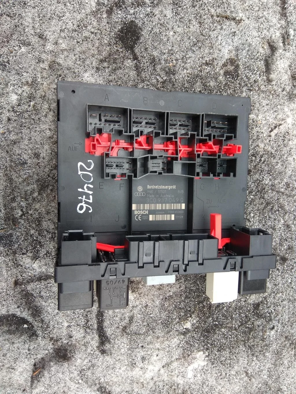 Блок бортовой сети 3C0937049Q  2.0 Турбо бензин V