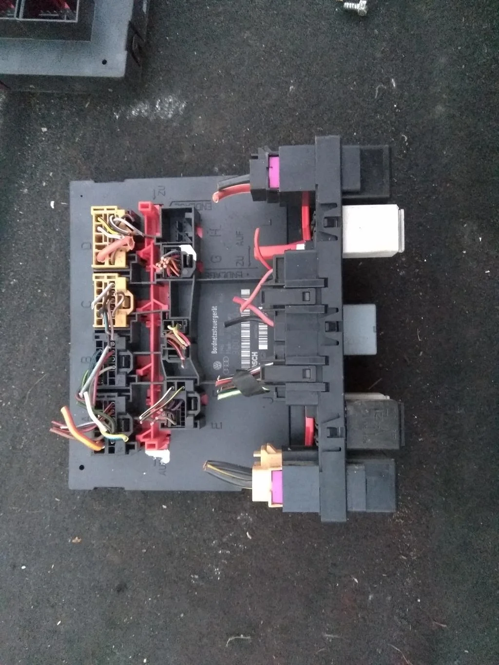 Блок бортовой сети 3C0937049Q  2.0 Турбо бензин V