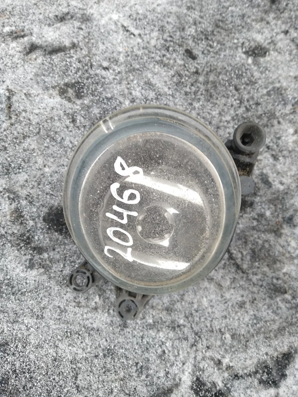 Фара противотуманная правая 8E0941700B  2.0 Турбо