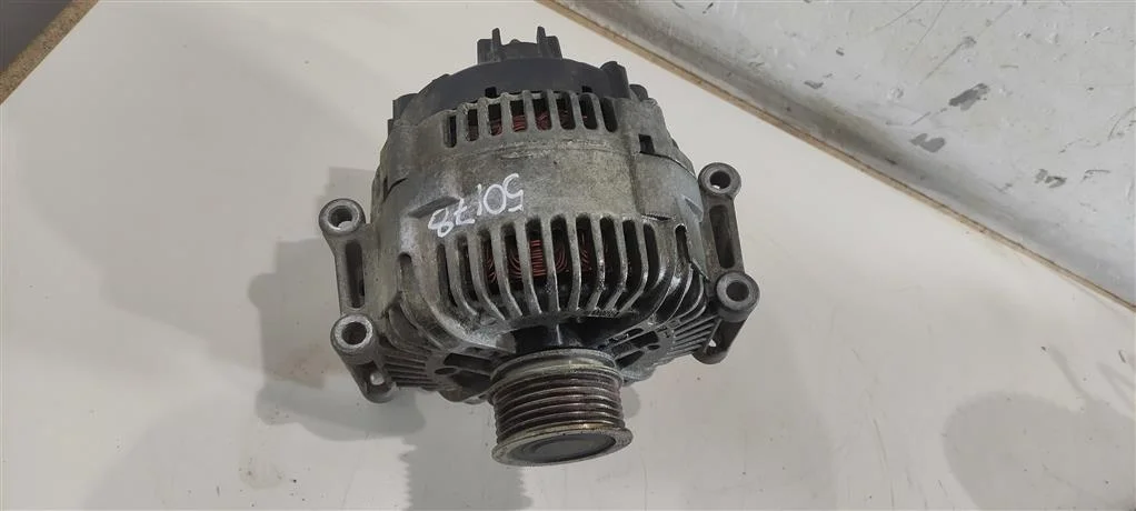 Генератор 06E903016D  2.0 TFSI Audi