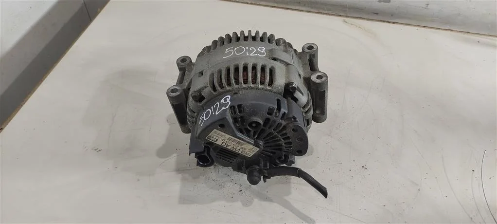 Генератор 06E903016D  2.0 TFSI Audi