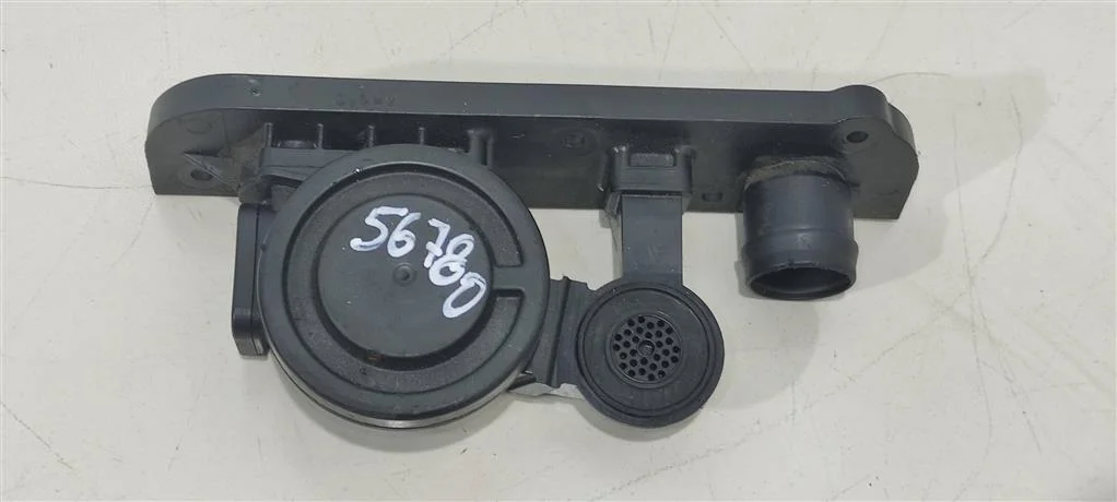 Клапан вентиляции картерных газов 06F129101P  2.0