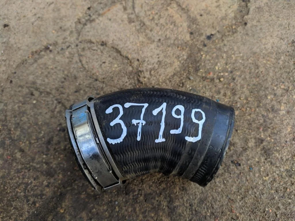 Патрубок (трубопровод, шланг) 1K0145838G  2.0 TFS