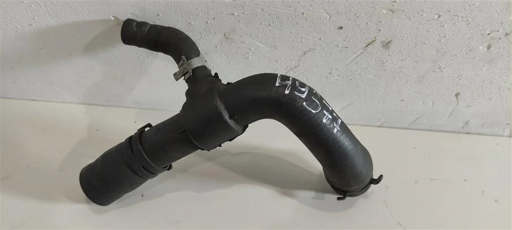 Патрубок (трубопровод, шланг) A2712002552  1.8 Ту